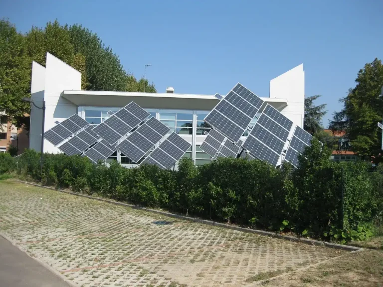 solar-panels-538114_1280_1_11zon